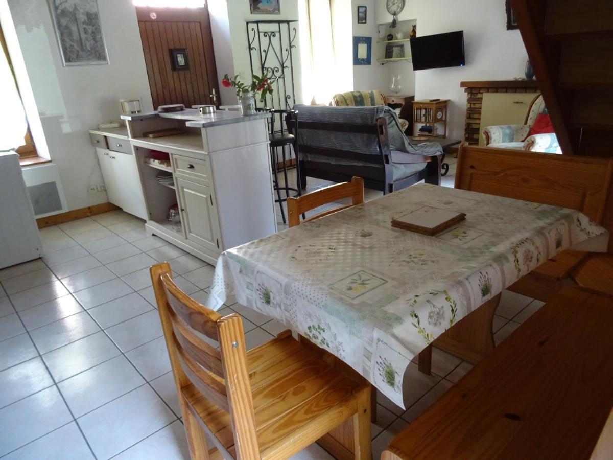 Gîte au coeur de la Bretagne Roudouallec Extérieur photo